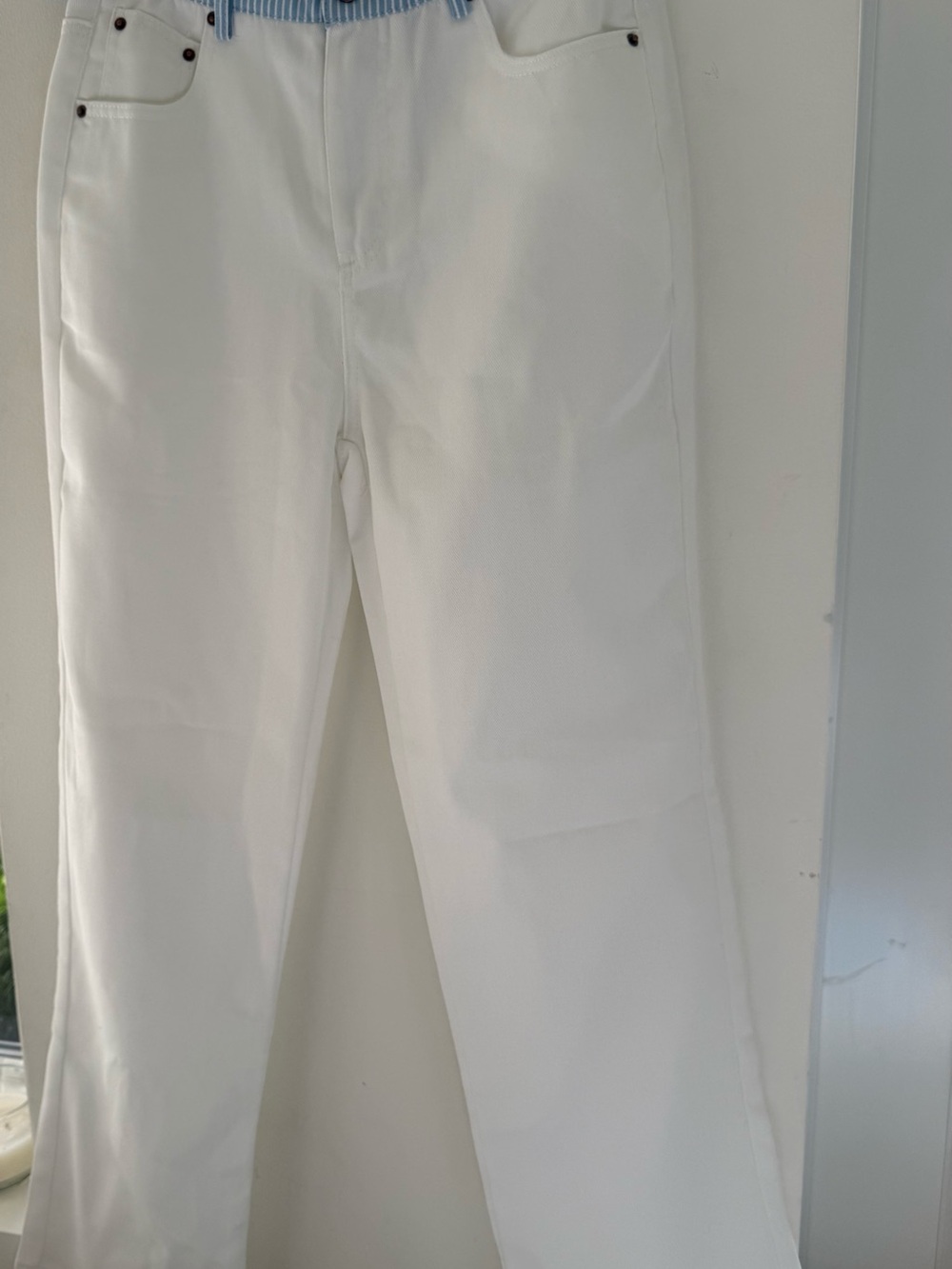 XS Women’s White Jeans